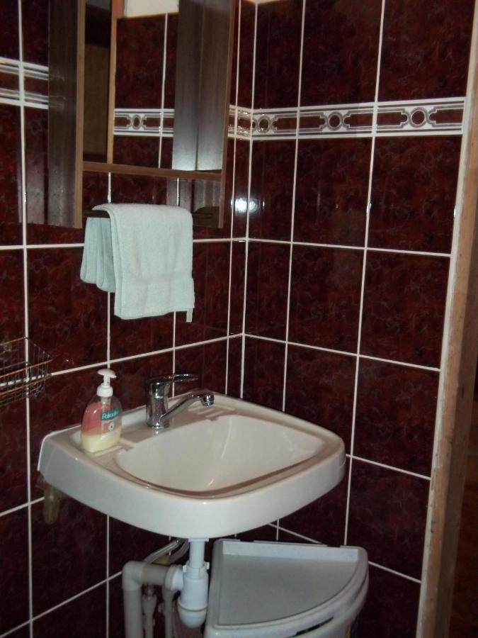 Villa Denderi à Rubene Chambre photo